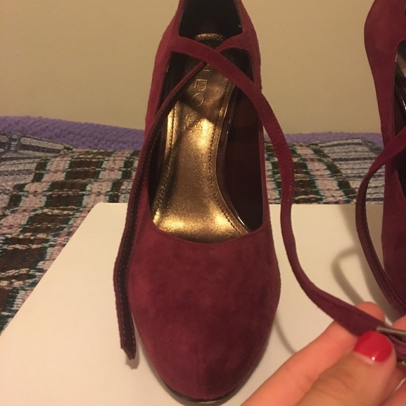 ALDO Red Velvet and Gold Ankle Strap Heels - Picture 2 of 5